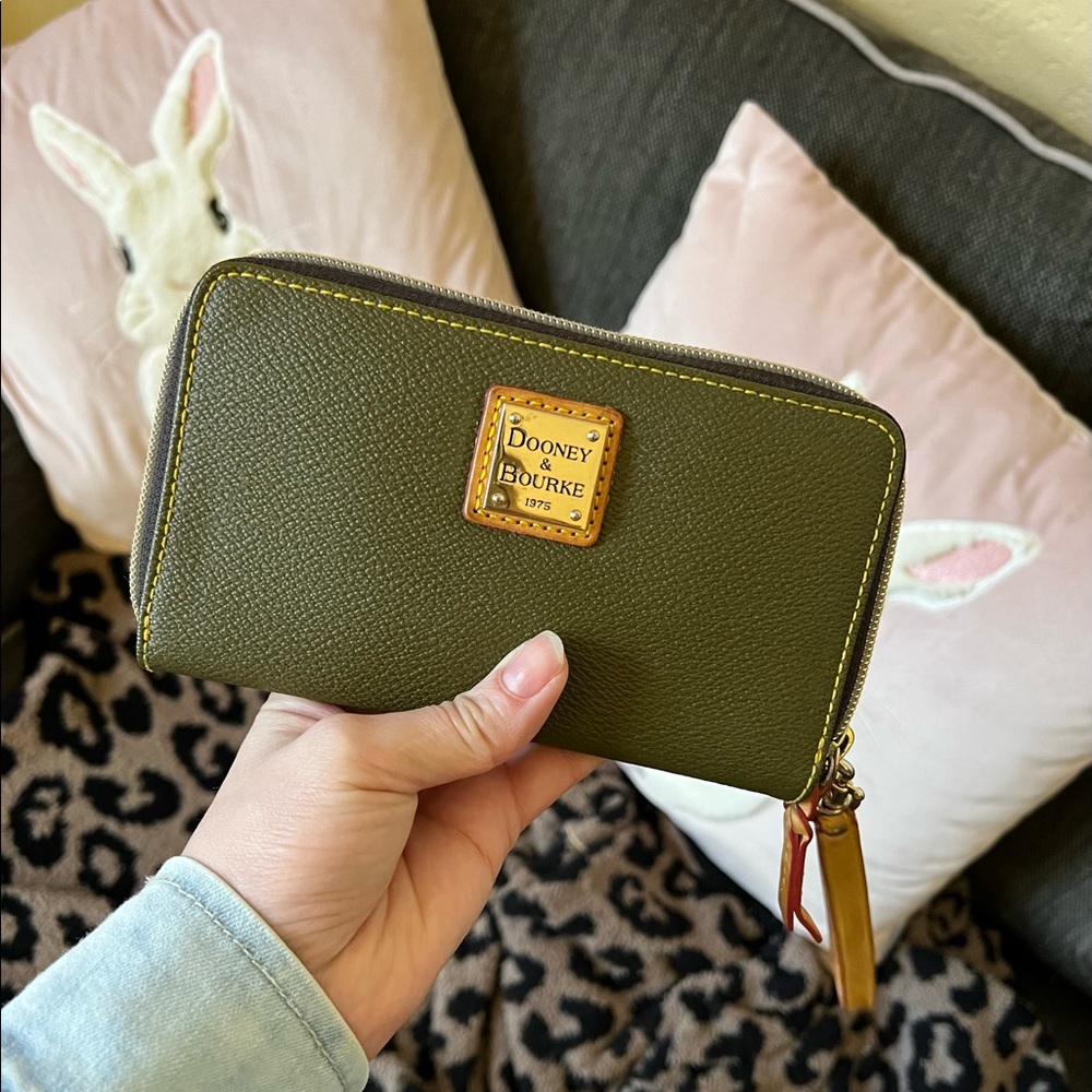 Dooney & Bourke Wristlet